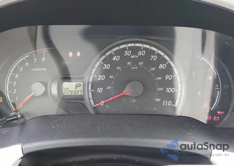 2012 Toyota Sienna Le V6 8 Passenger z USA, uszkodzony, nr VIN 5TDKK3DC8CS215541